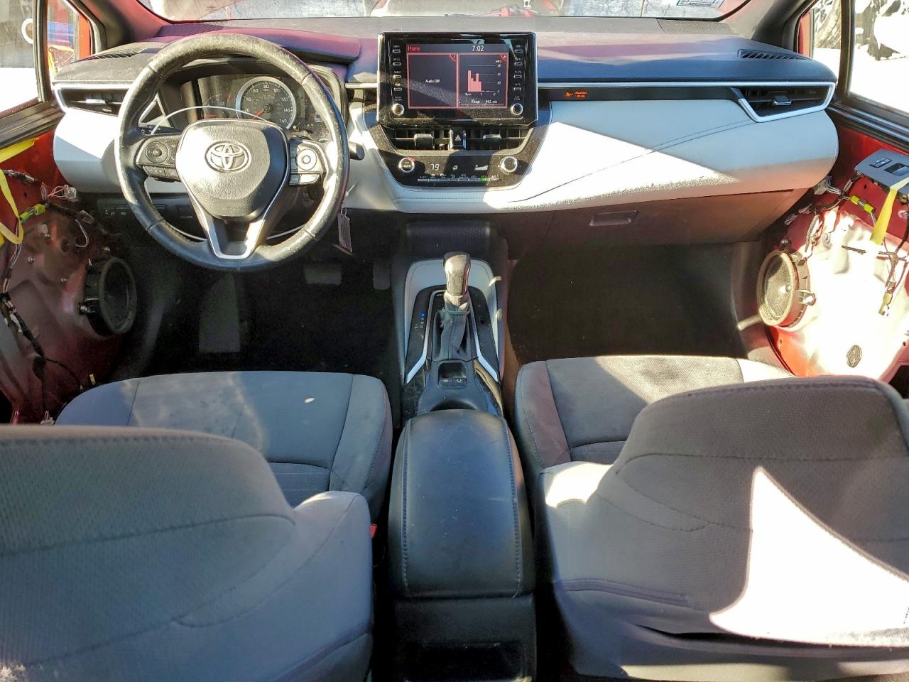 2020 TOYOTA COROLLA SE photo 8