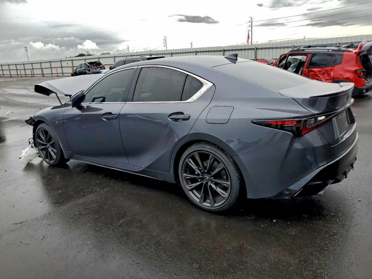 2025 LEXUS IS 350 F SPORT DESIGN photo 2