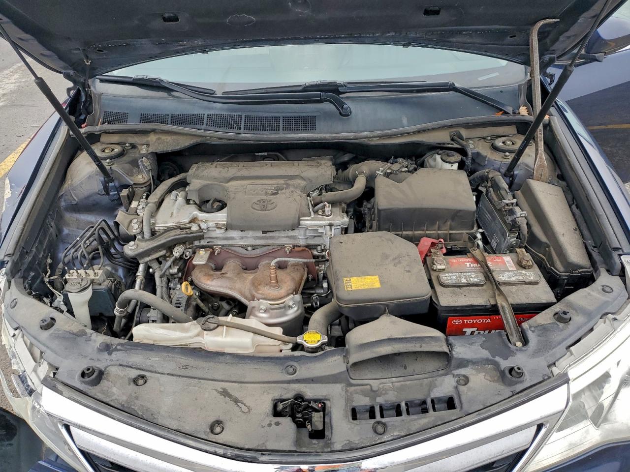 2014 TOYOTA CAMRY L photo 11