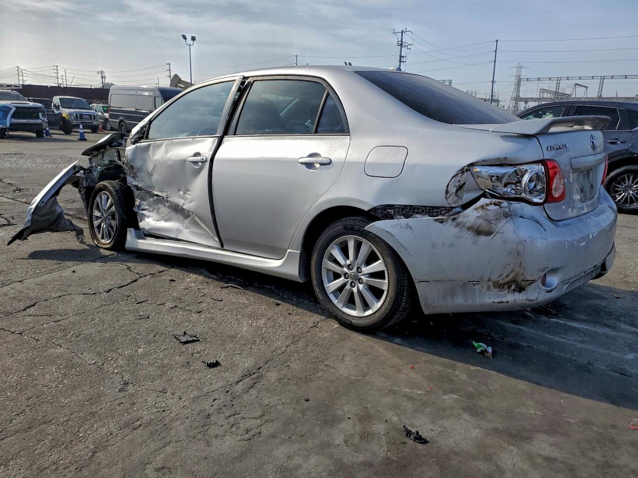 2010 TOYOTA COROLLA BASE photo 3