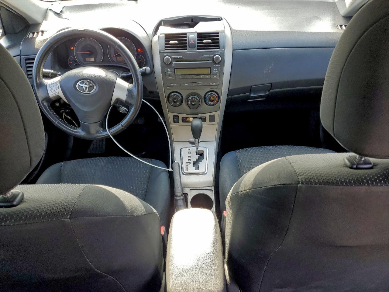 2010 TOYOTA COROLLA BASE photo 15