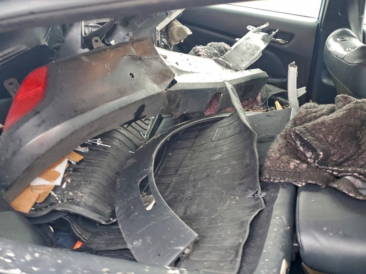2019 TOYOTA PRIUS photo 28