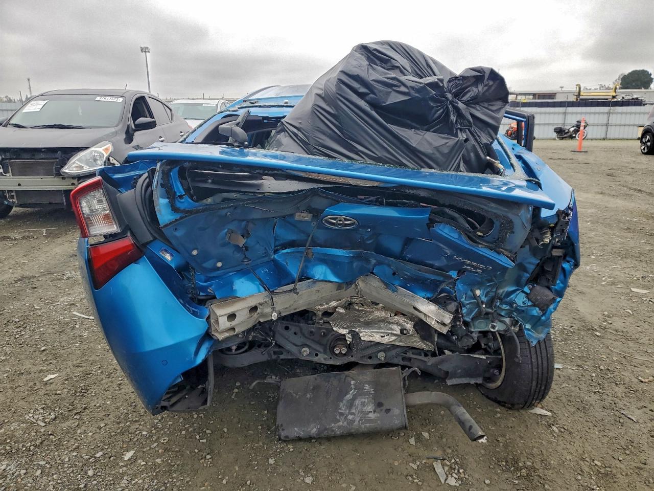 2019 TOYOTA PRIUS photo 16