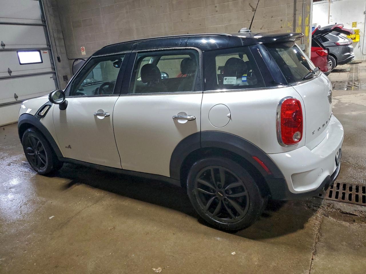 2014 MINI COOPER S COUNTRYMAN photo 2