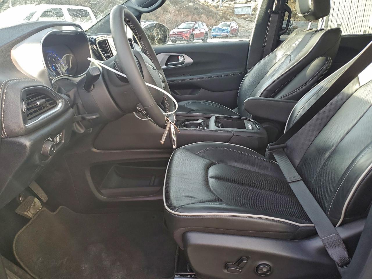 2025 CHRYSLER PACIFICA LIMITED photo 7