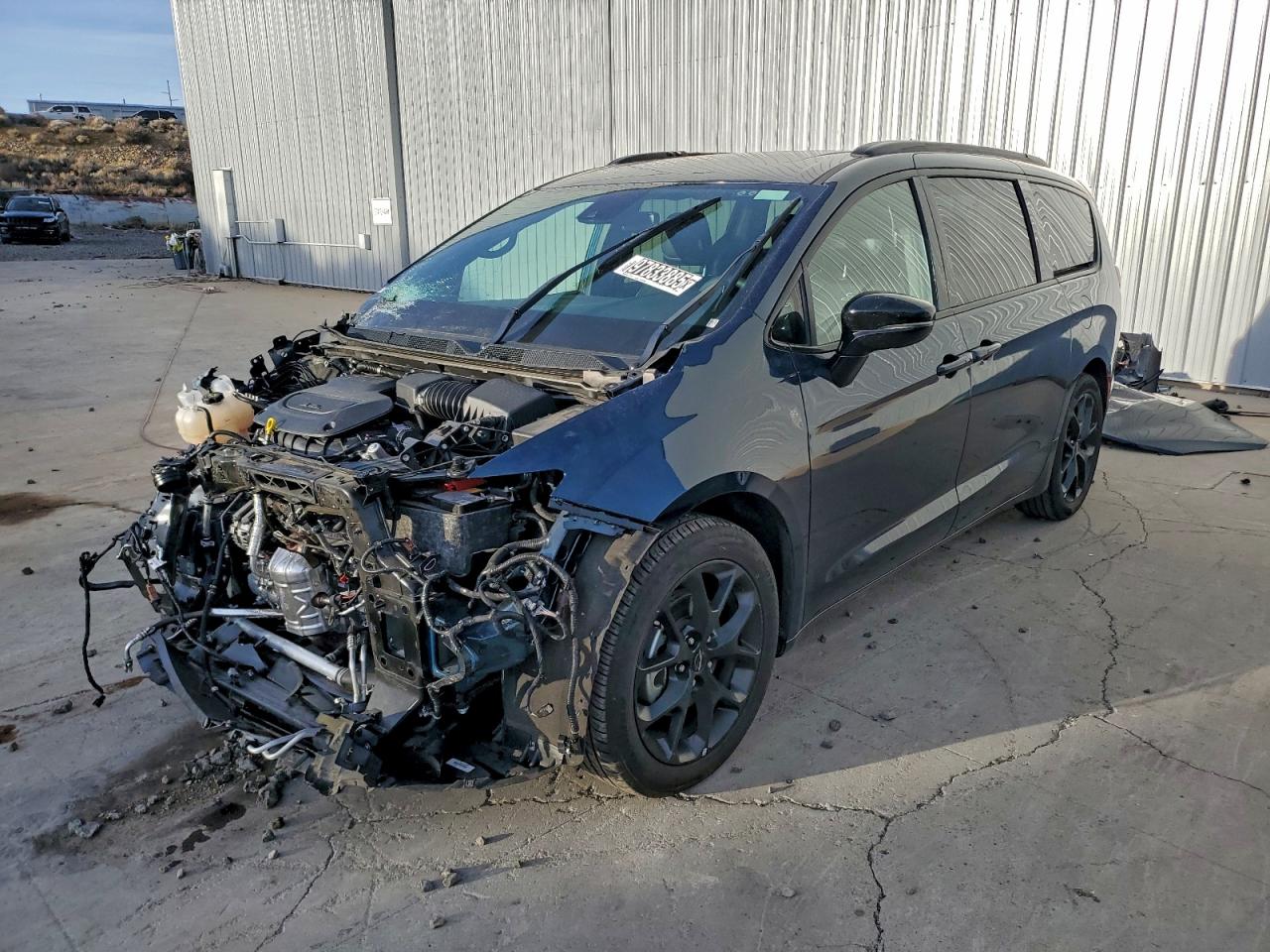 2025 CHRYSLER PACIFICA