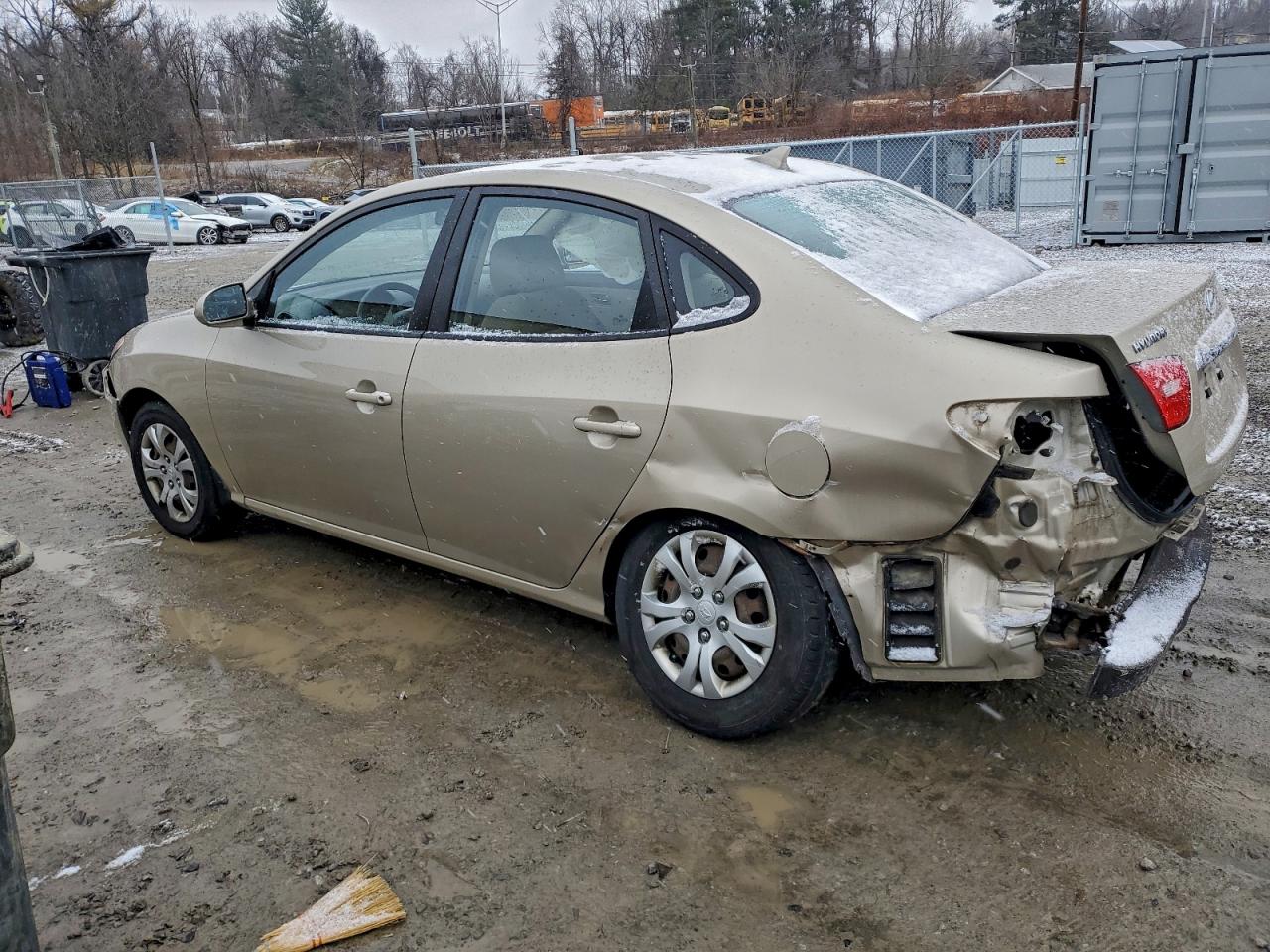2010 HYUNDAI ELANTRA BLUE photo 2