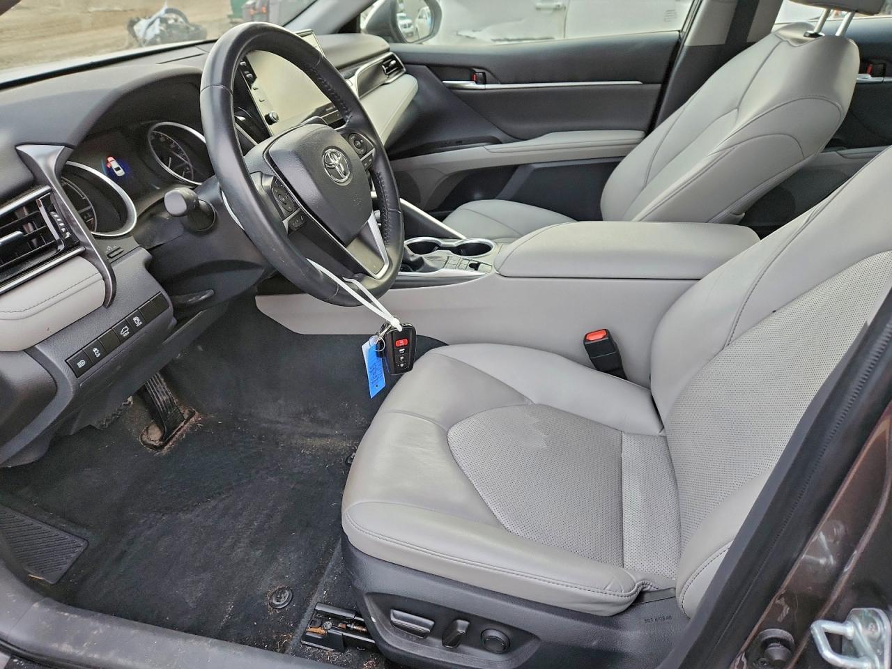 2023 TOYOTA CAMRY XLE photo 7