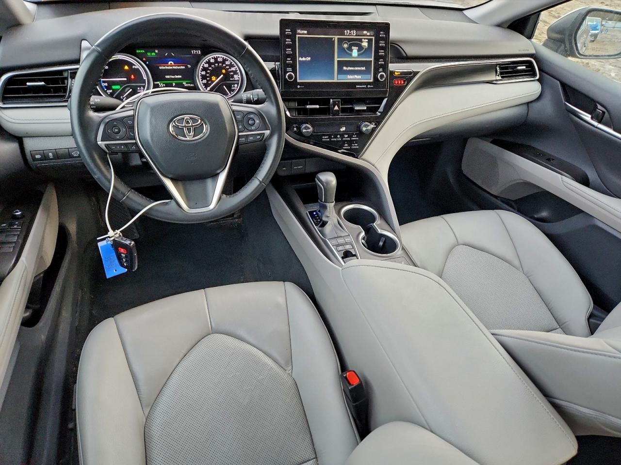 2023 TOYOTA CAMRY XLE photo 8
