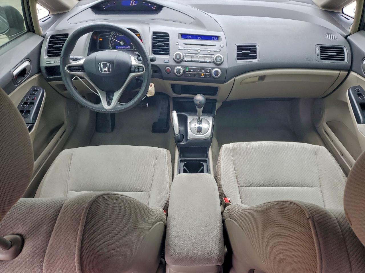 2010 HONDA CIVIC LX photo 8