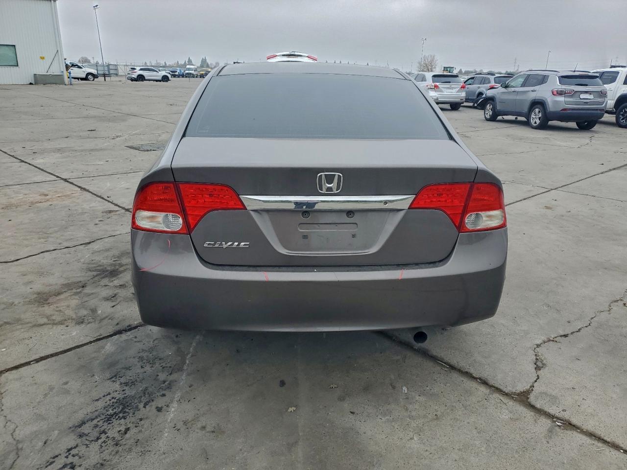 2010 HONDA CIVIC LX photo 6