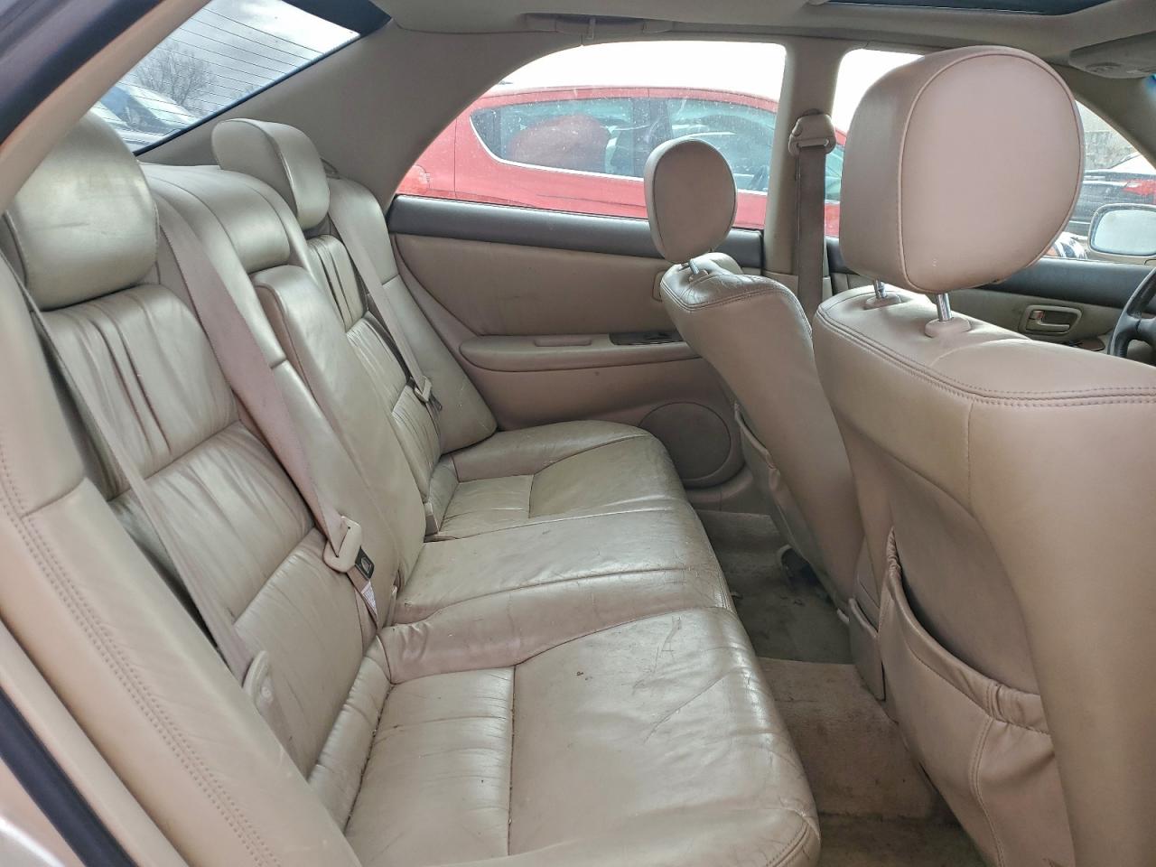 2000 LEXUS ES 300 photo 10