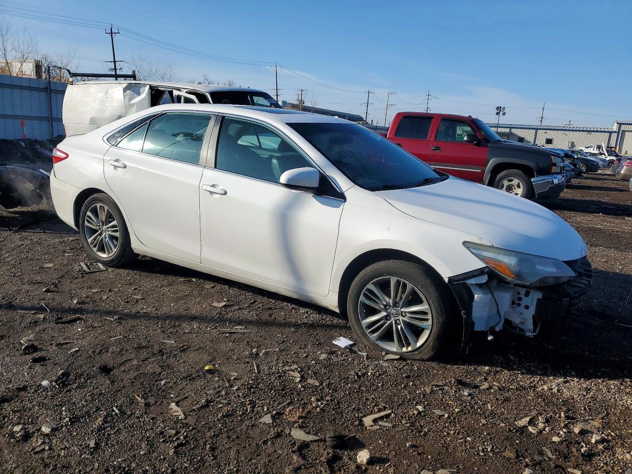 2015 TOYOTA CAMRY photo 7