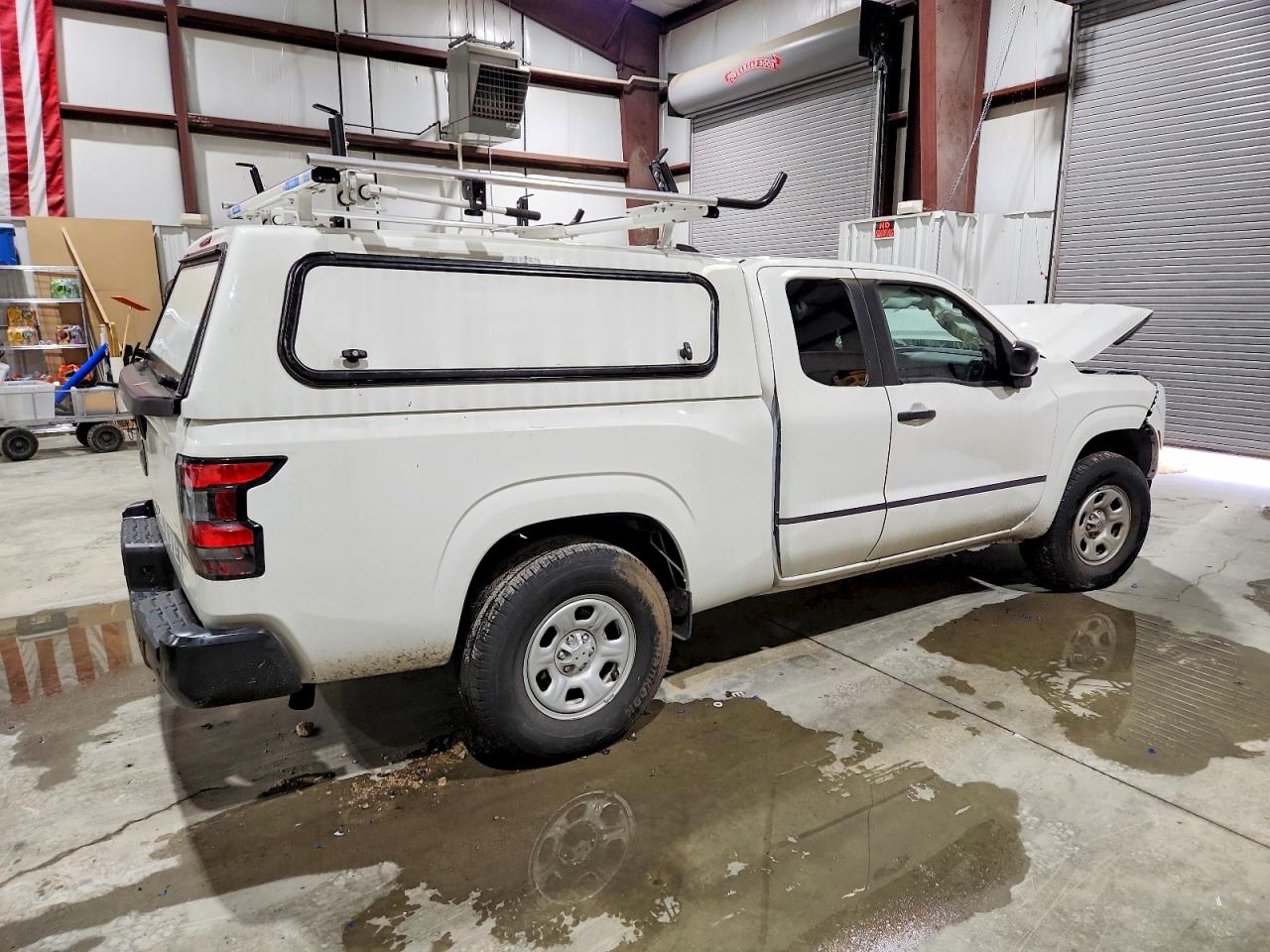 2024 NISSAN FRONTIER S photo 3