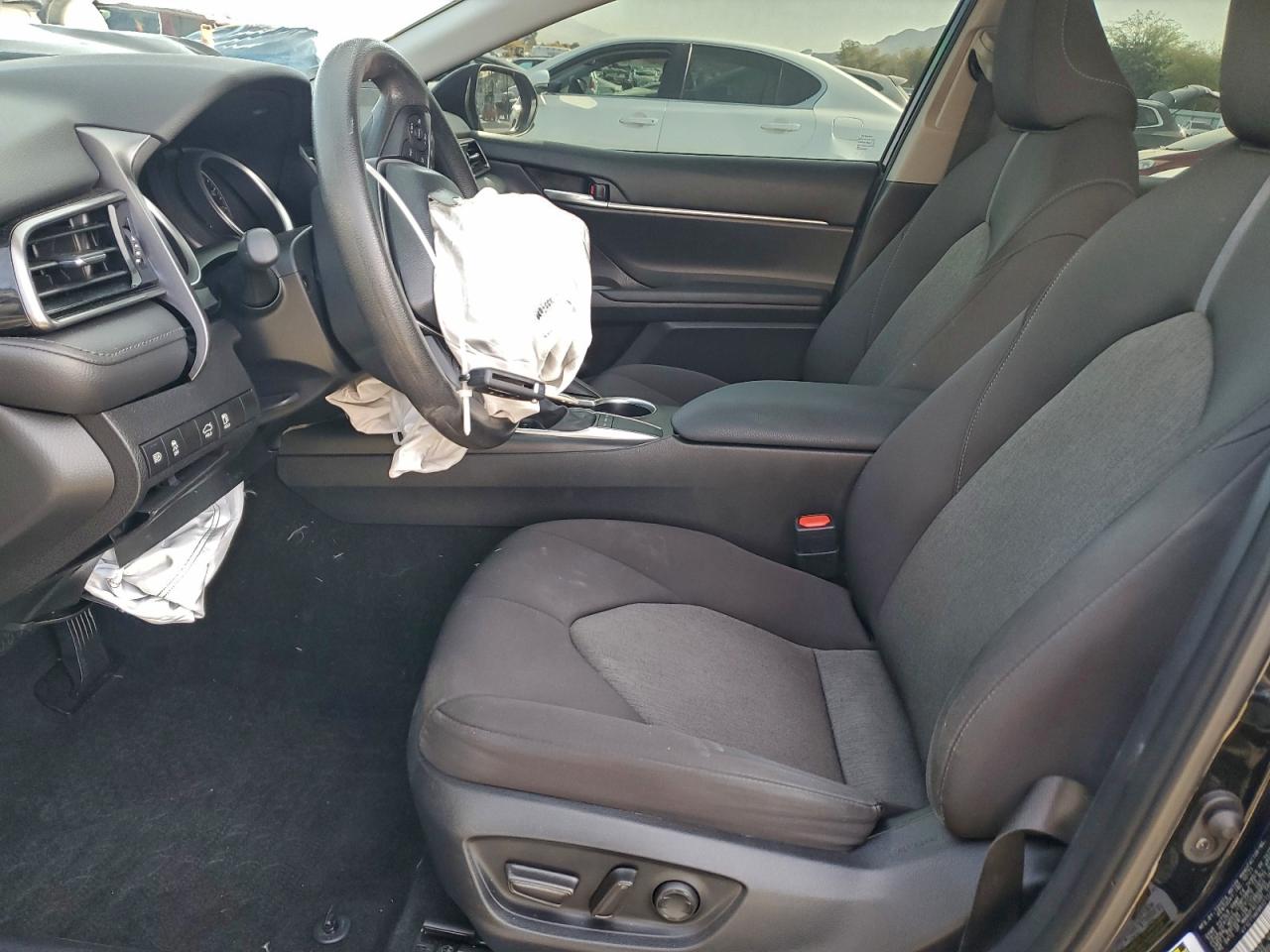 2024 TOYOTA CAMRY LE photo 7