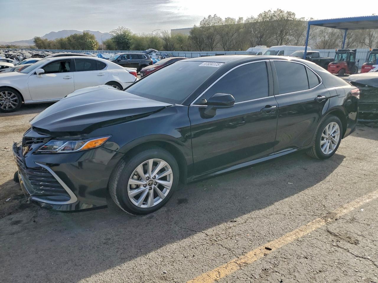 2024 TOYOTA CAMRY