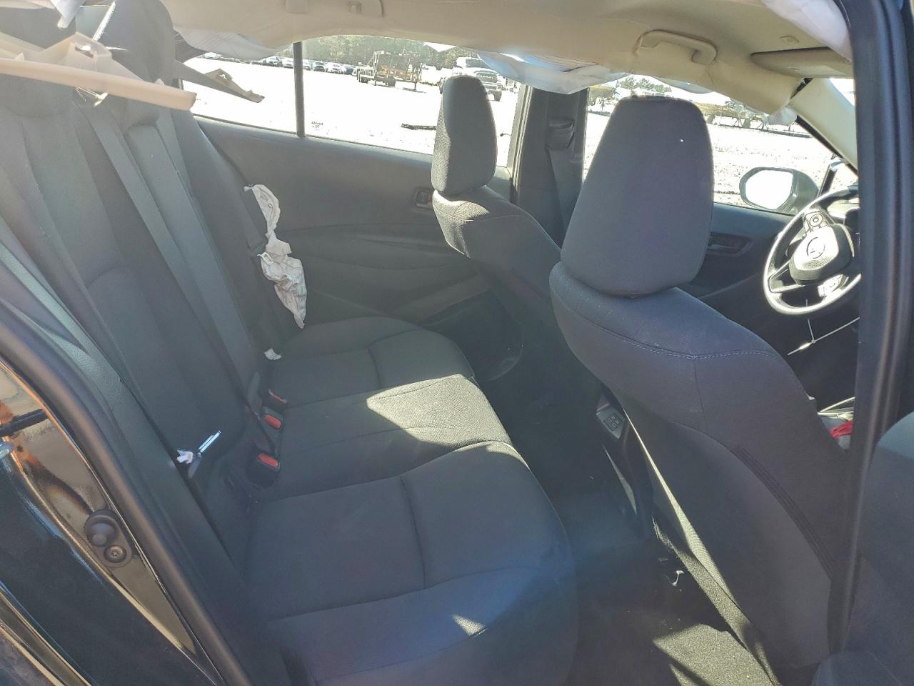 2024 TOYOTA COROLLA LE photo 10