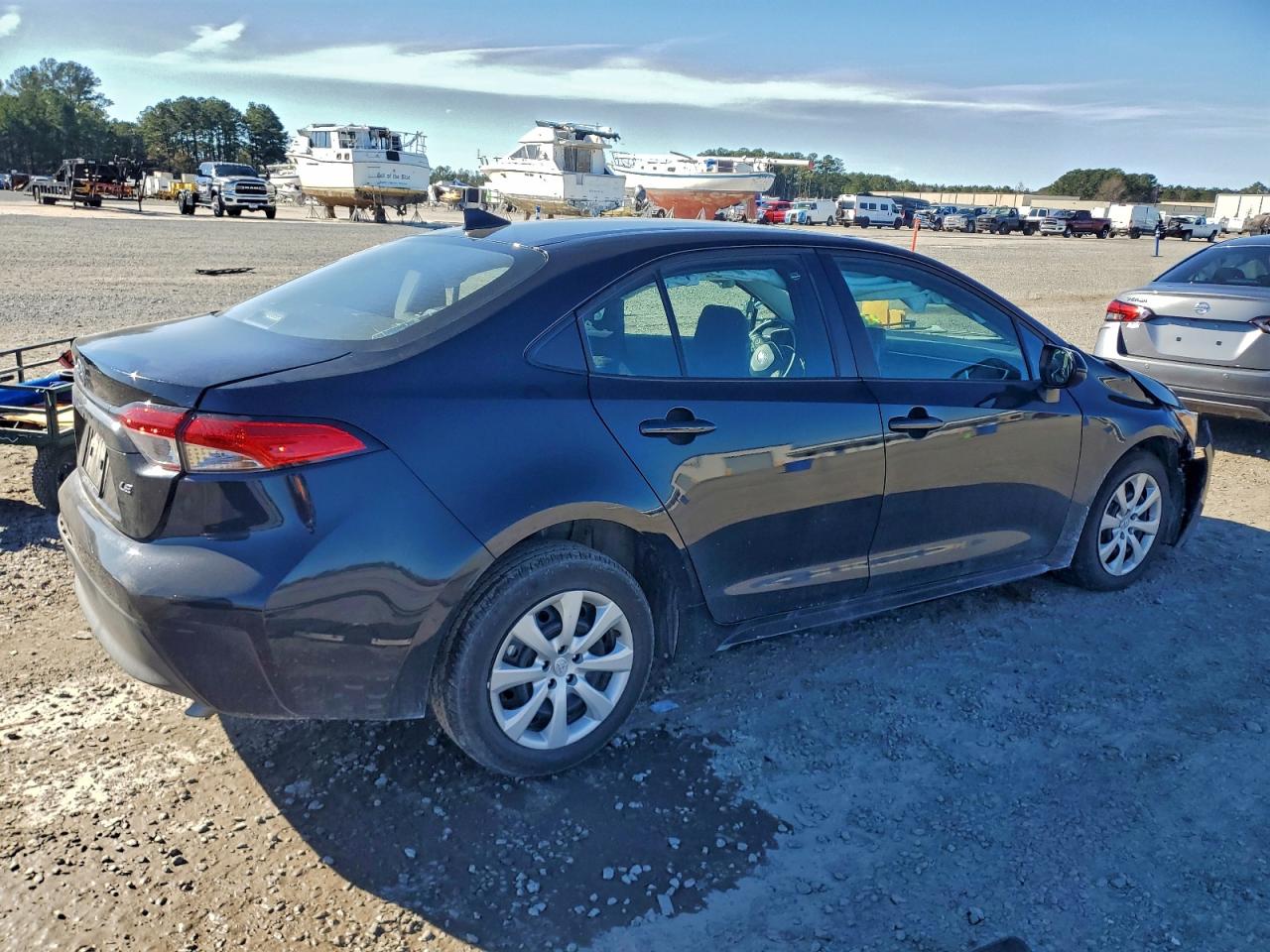 2024 TOYOTA COROLLA LE photo 3