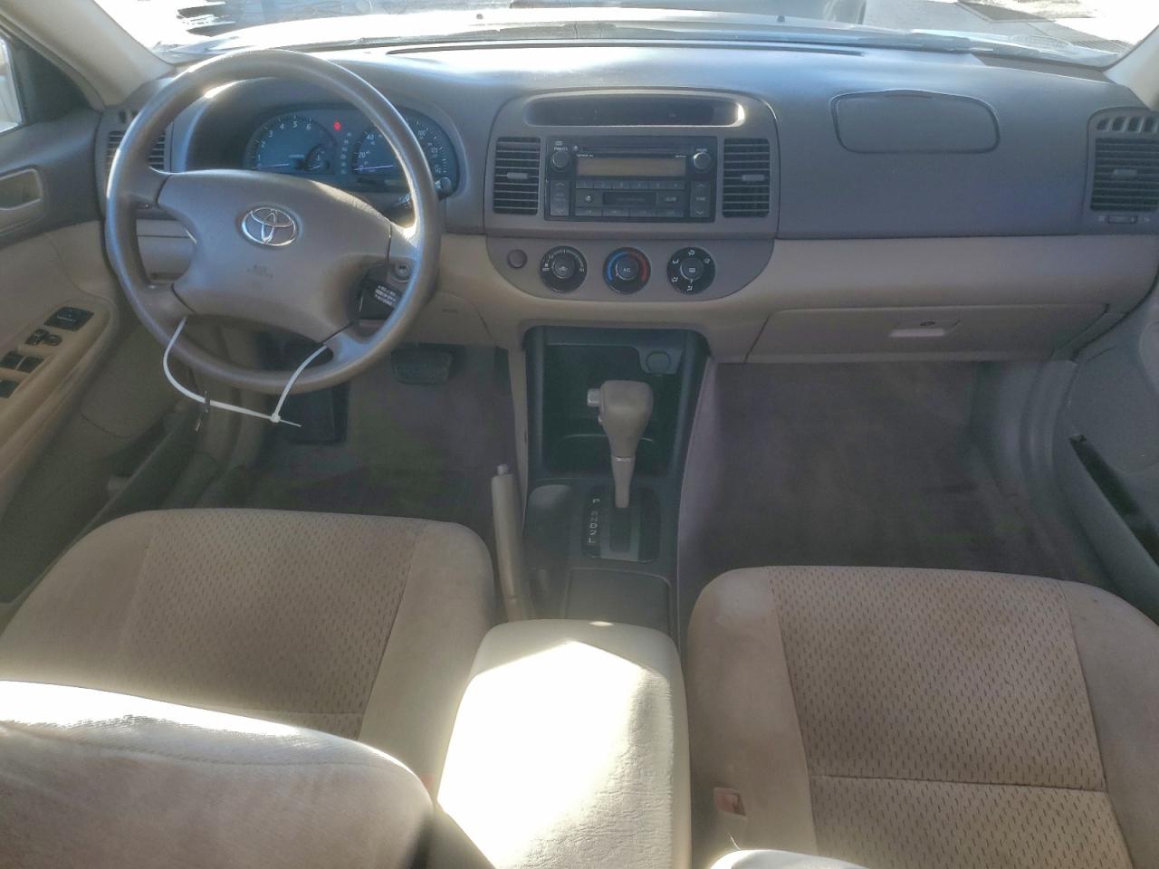 2003 TOYOTA CAMRY LE photo 8