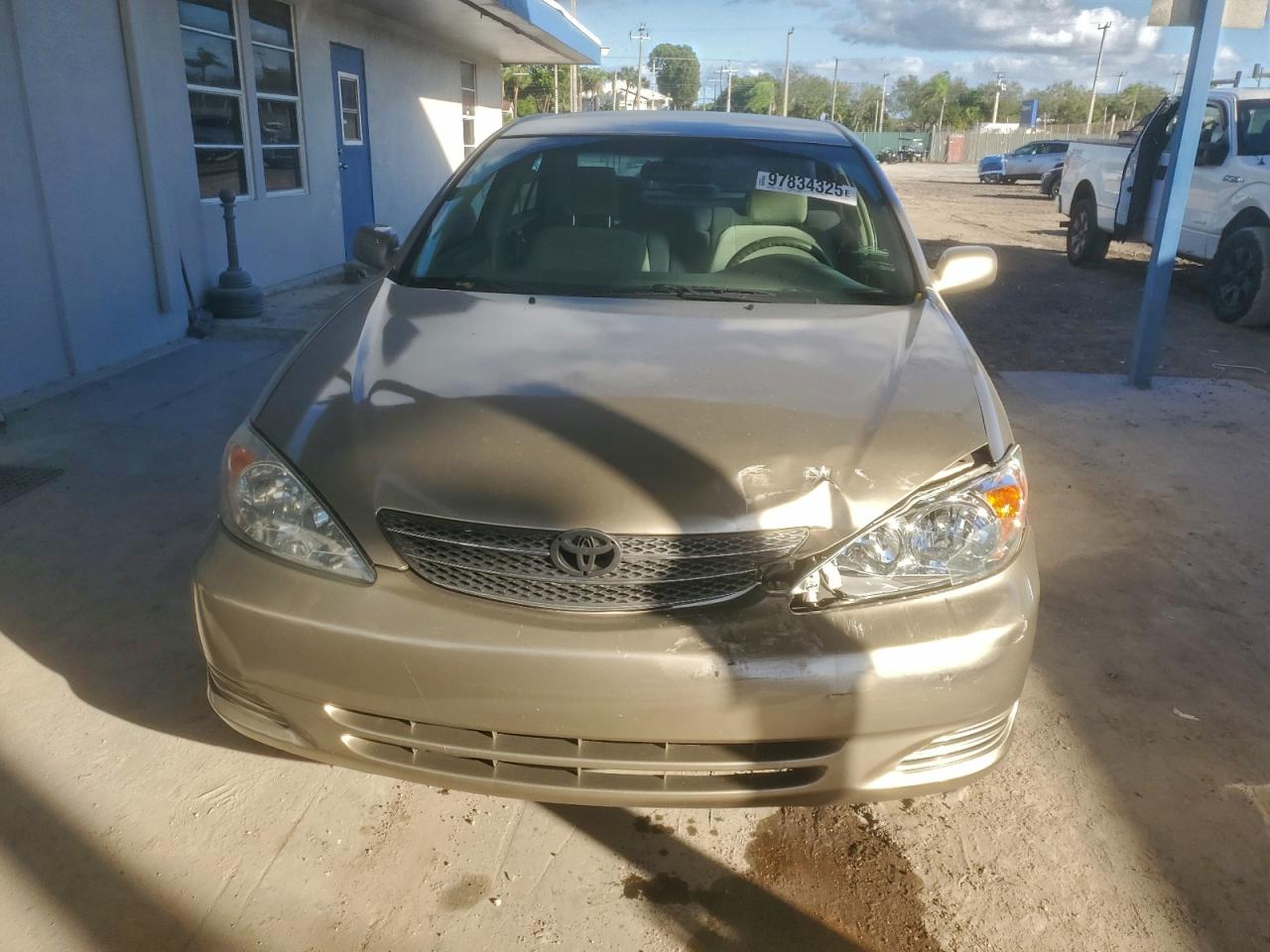 2003 TOYOTA CAMRY LE photo 5
