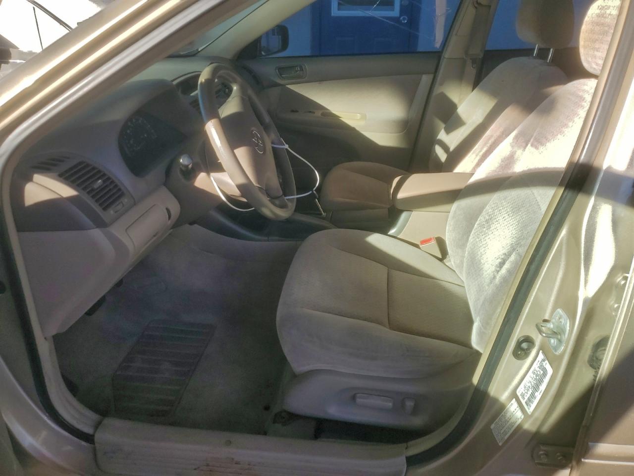 2003 TOYOTA CAMRY LE photo 7
