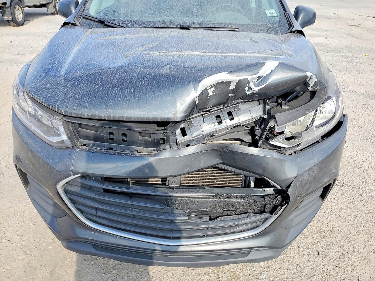2019 CHEVROLET TRAX LS photo 21