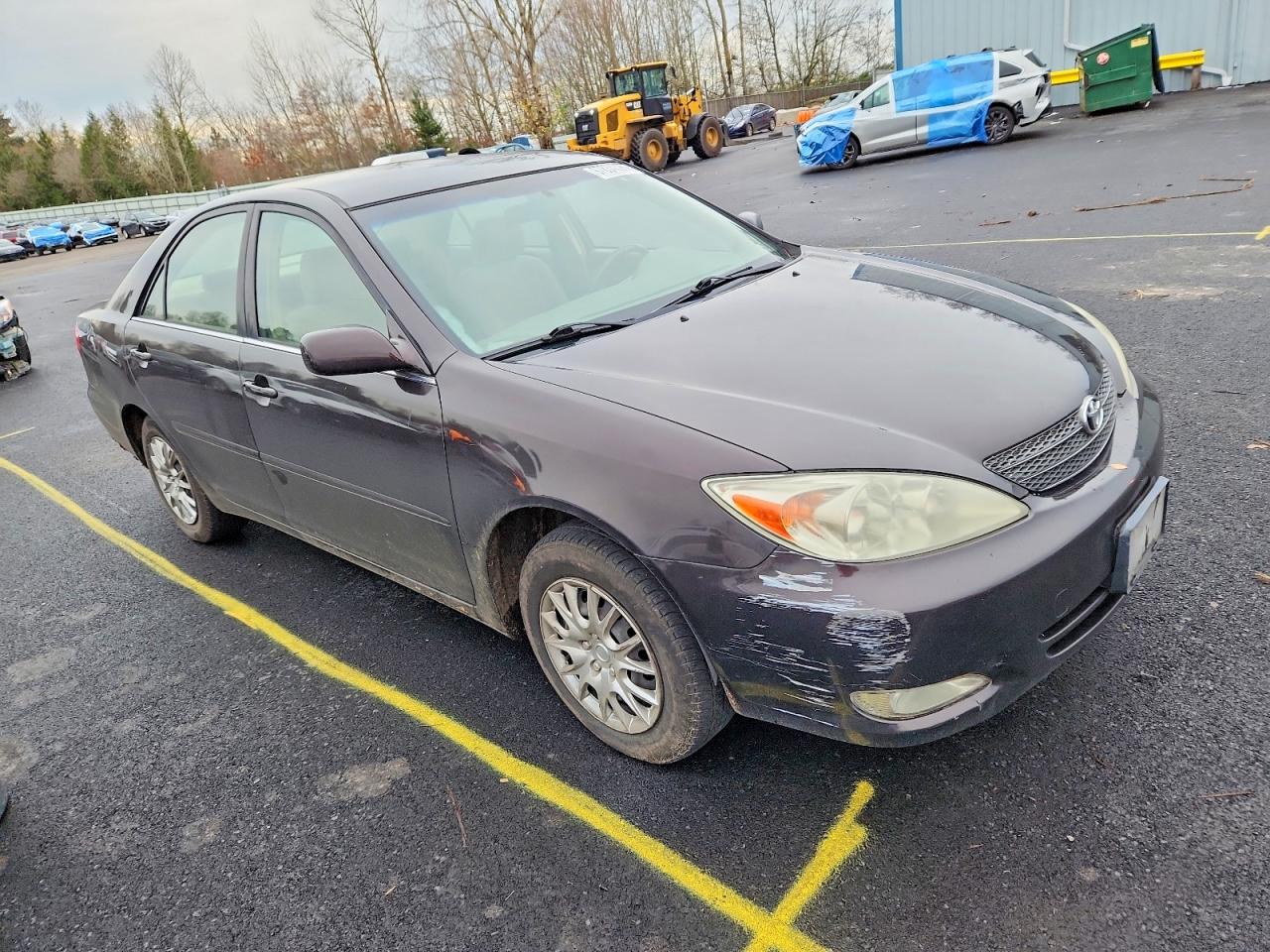2002 TOYOTA CAMRY LE photo 4