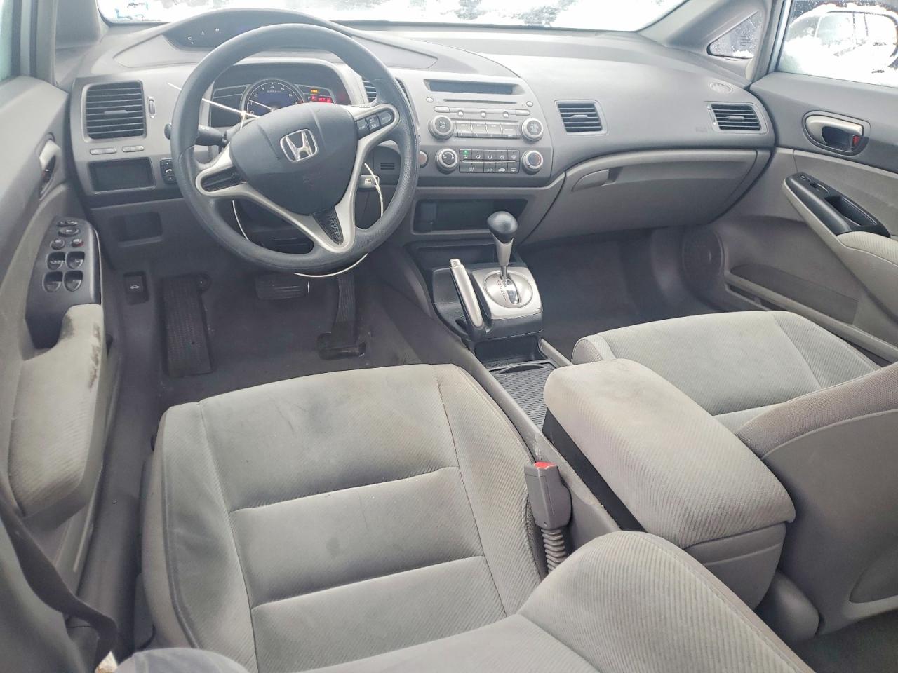 2010 HONDA CIVIC LX photo 8