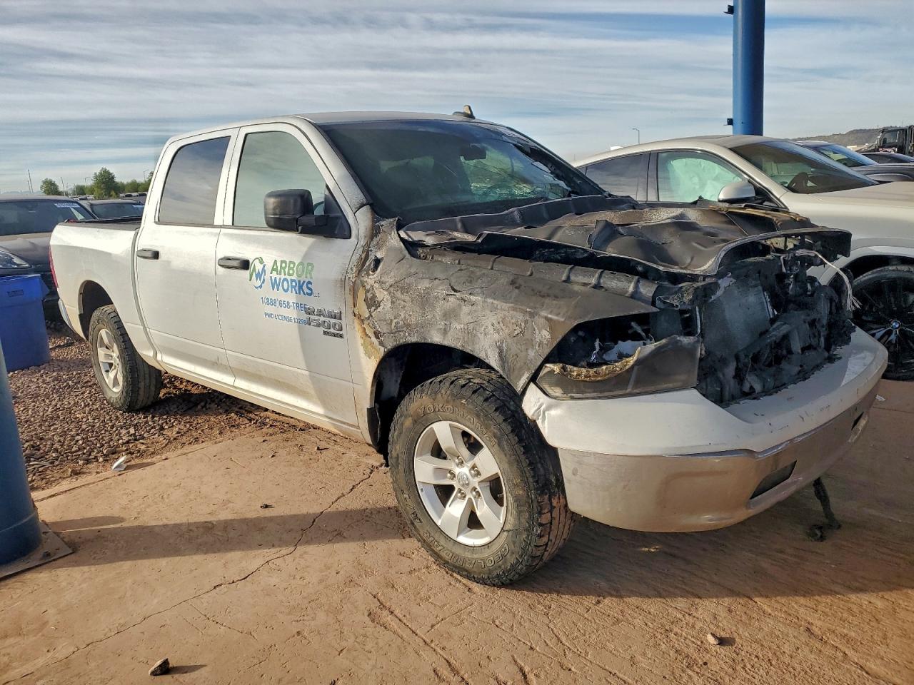 2023 RAM 1500 CLASSIC SLT photo 7