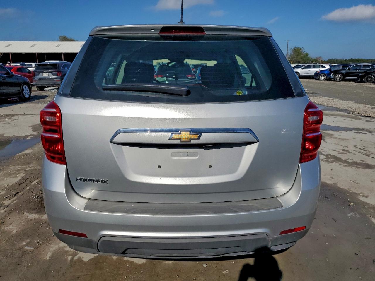 2017 CHEVROLET EQUINOX LS photo 16
