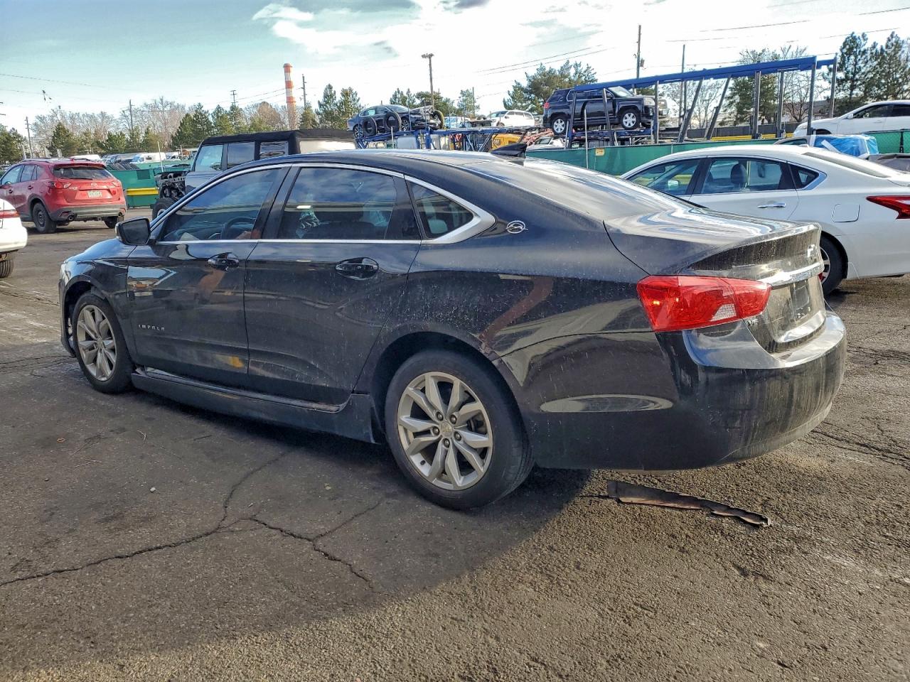 2018 CHEVROLET IMPALA LT photo 2
