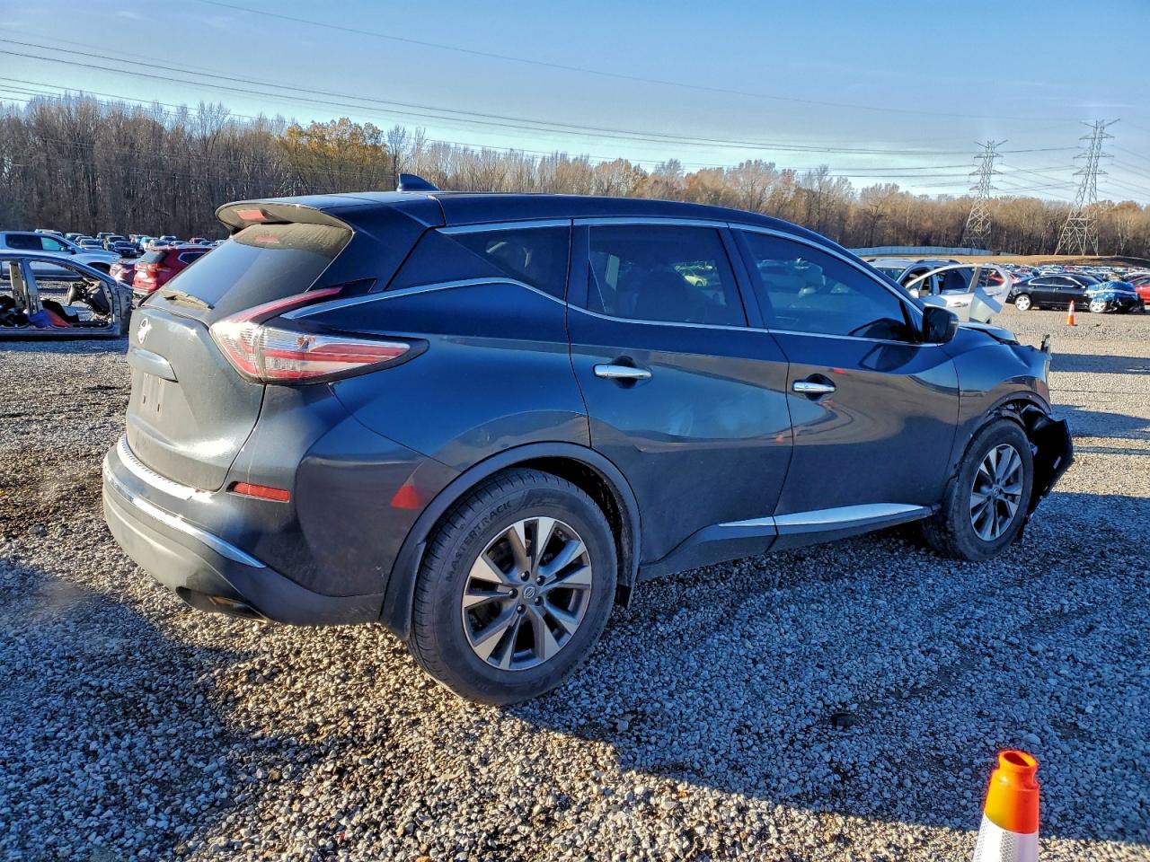 2018 NISSAN MURANO S photo 3
