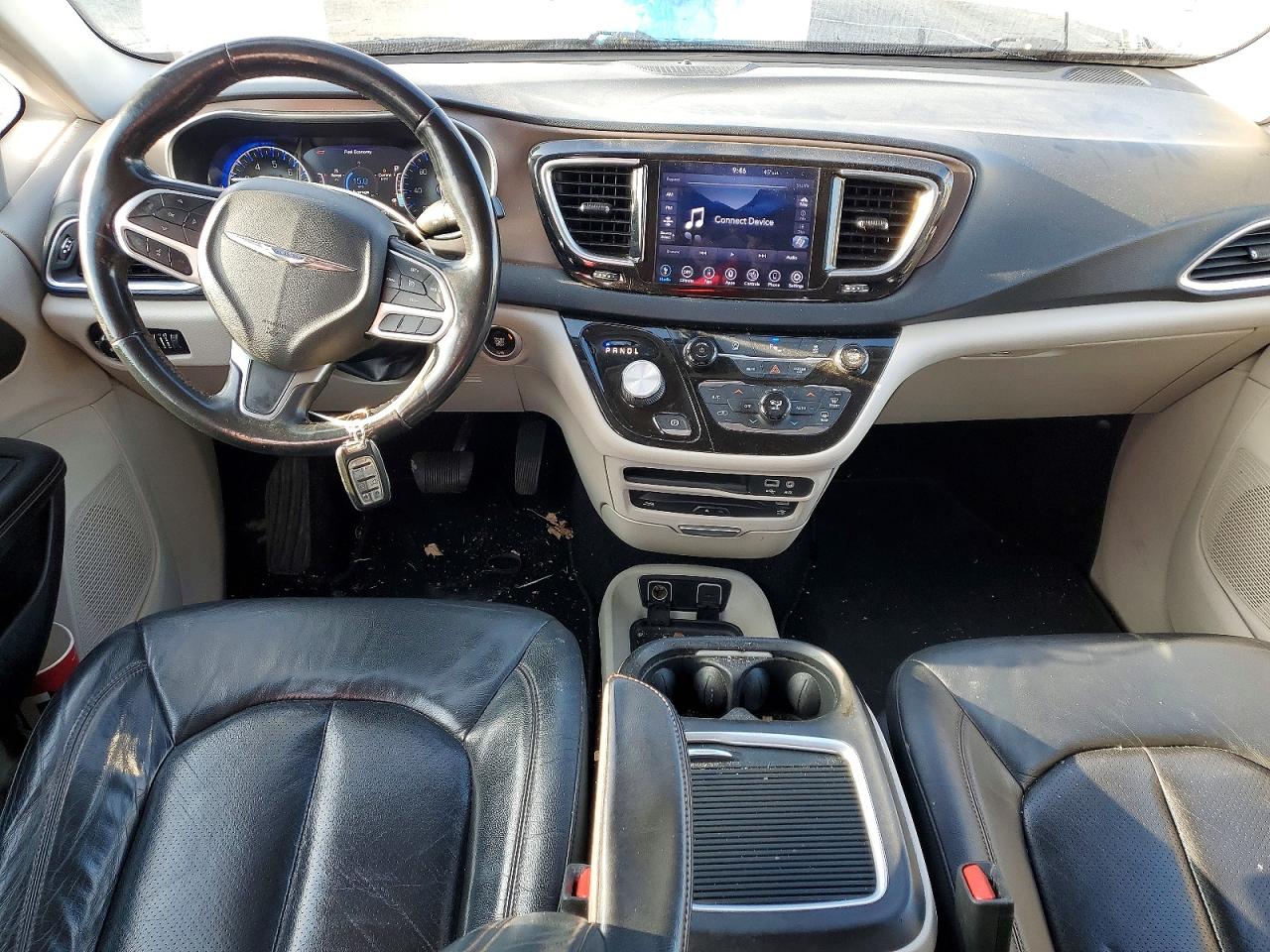 2019 CHRYSLER PACIFICA TOURING L PLUS photo 15