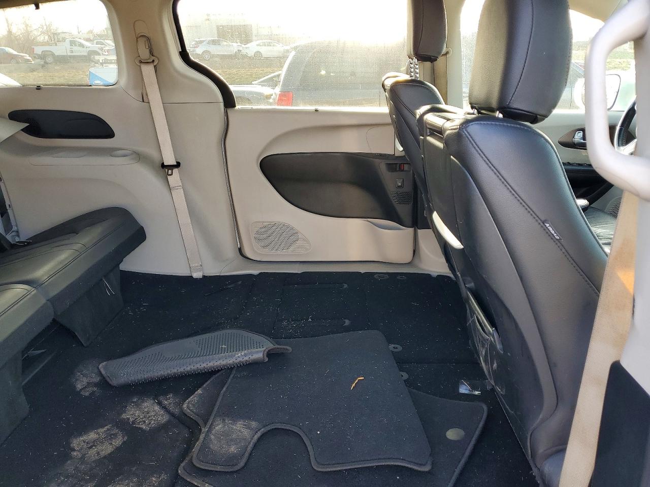 2019 CHRYSLER PACIFICA TOURING L PLUS photo 21