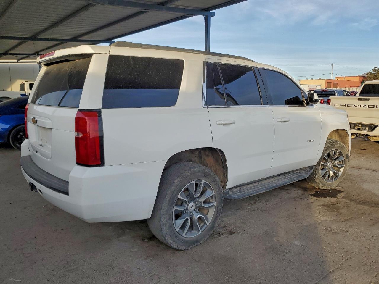 2020 CHEVROLET TAHOE C1500 LT photo 5