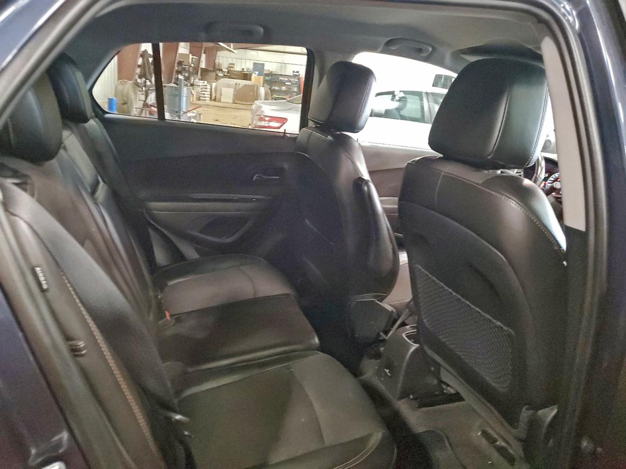 2018 CHEVROLET TRAX 1LT photo 11