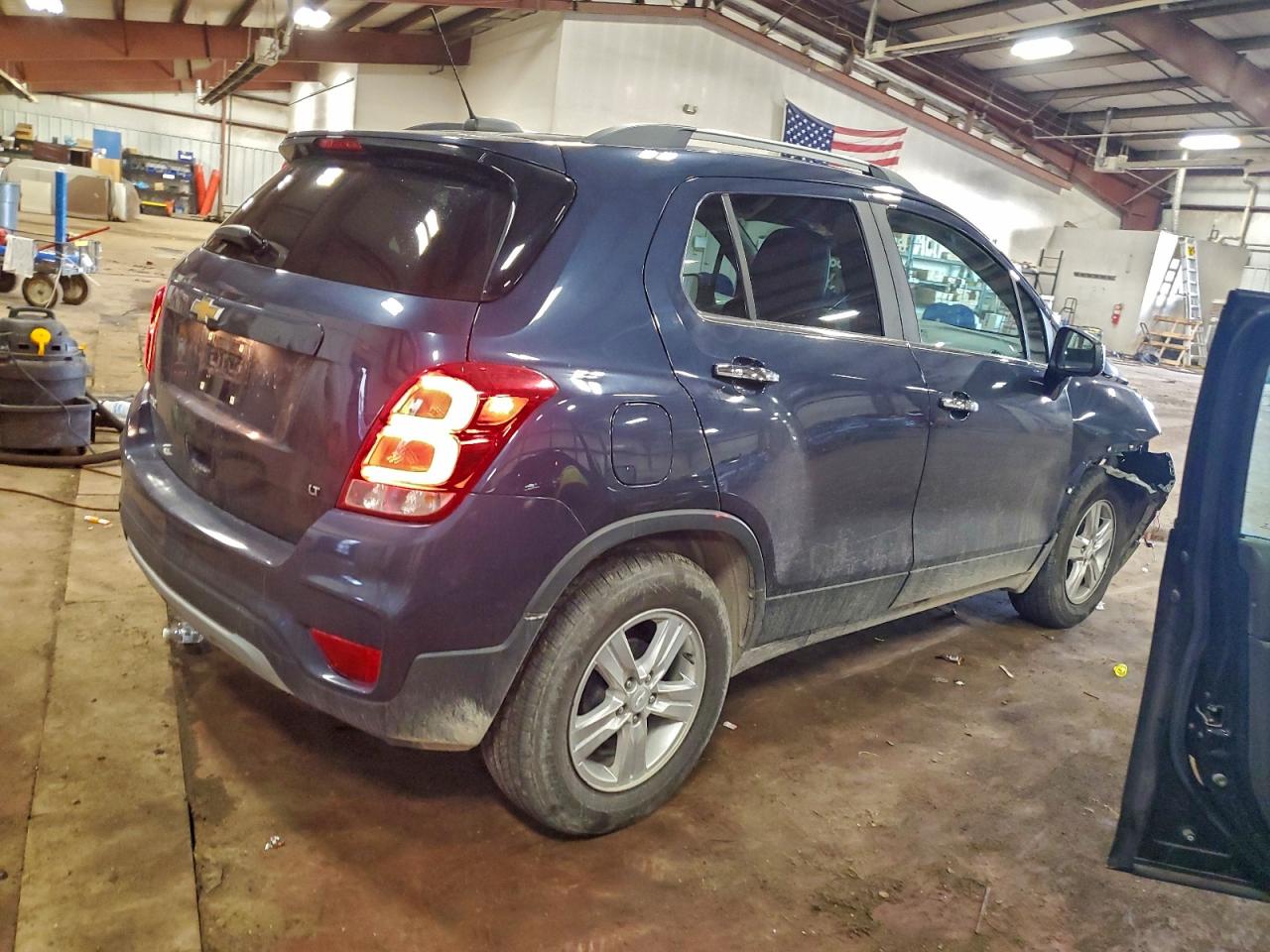 2018 CHEVROLET TRAX 1LT photo 3