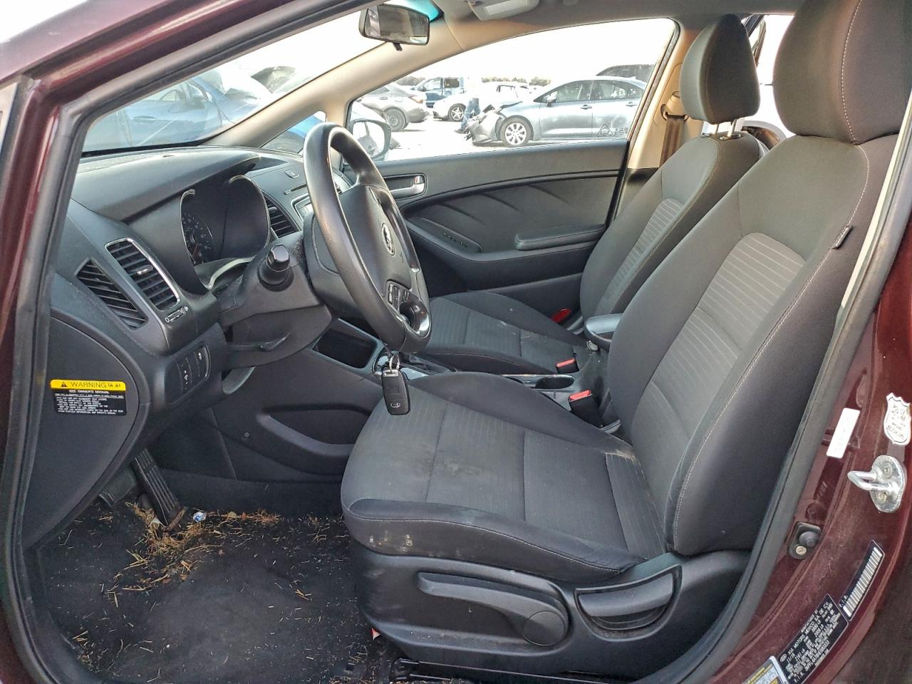 2017 KIA FORTE LX photo 7