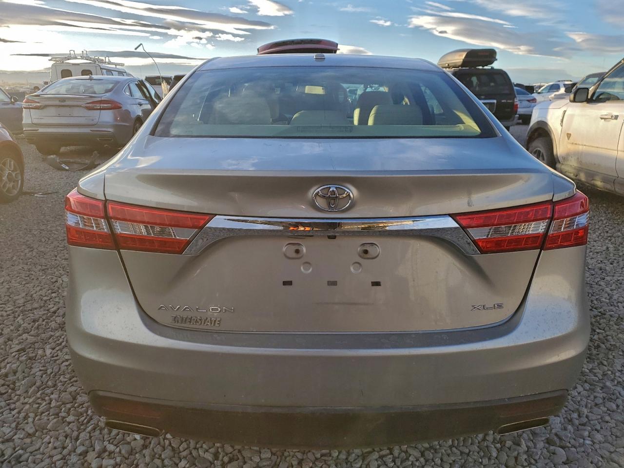 2013 TOYOTA AVALON BASE photo 11