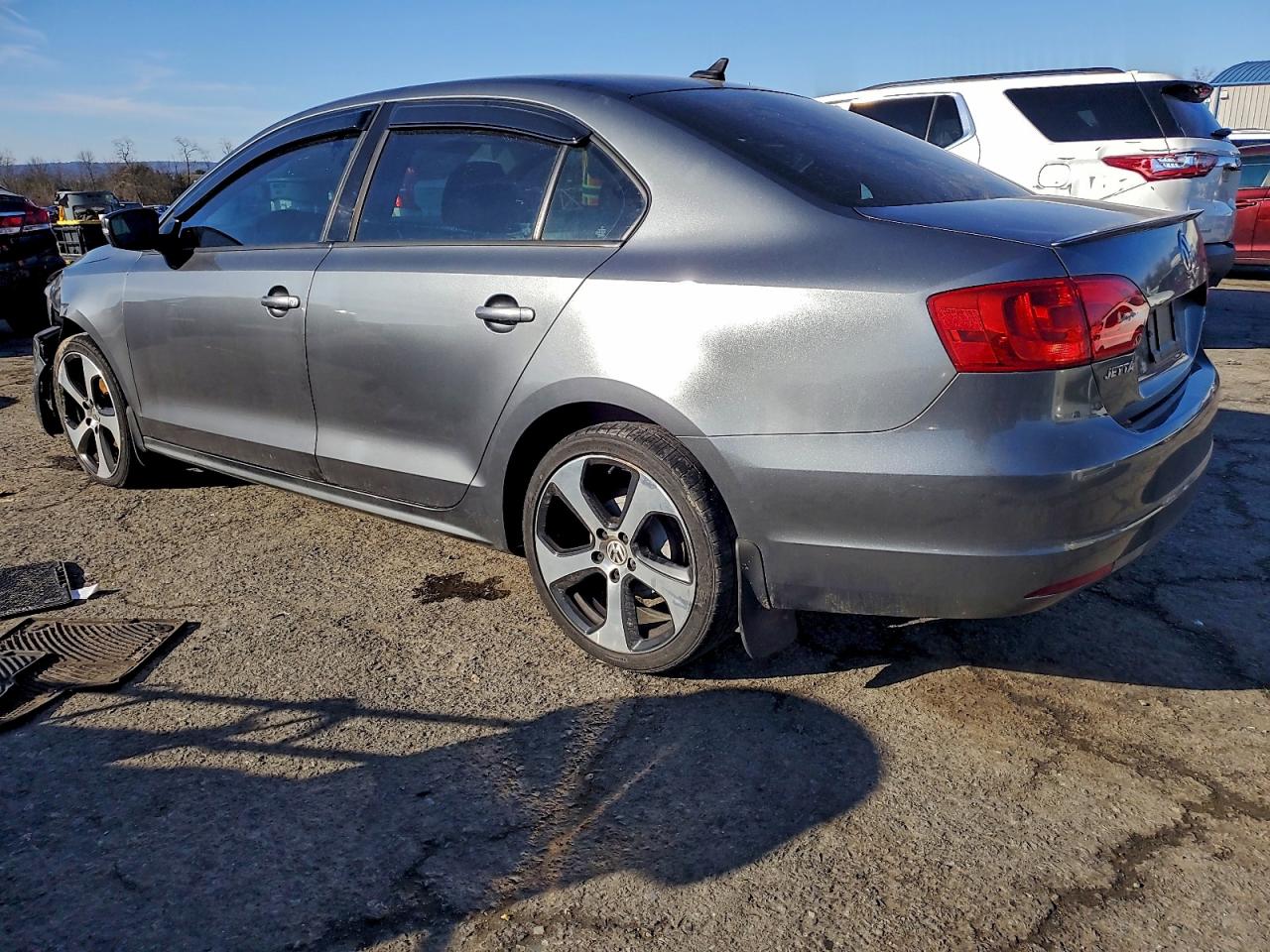 2012 VOLKSWAGEN JETTA SE photo 2