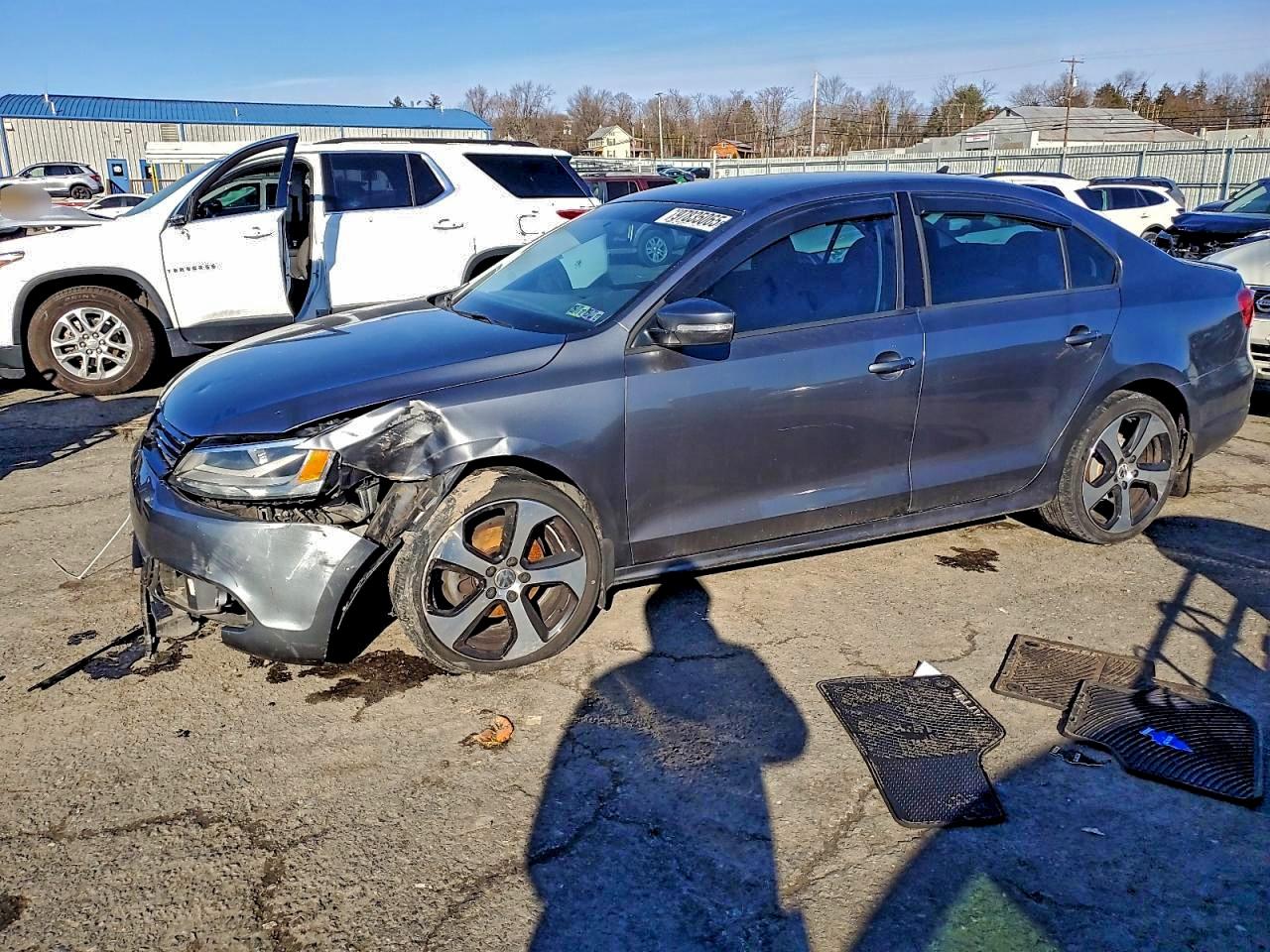 2012 VOLKSWAGEN JETTA