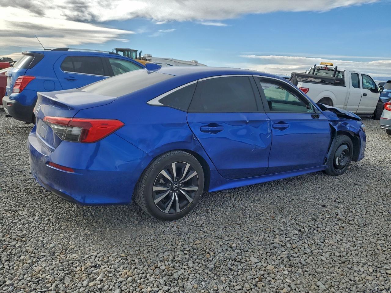 2022 HONDA CIVIC EX photo 3