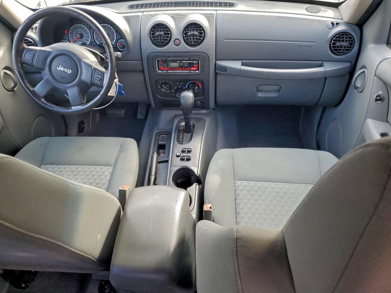2005 JEEP LIBERTY SPORT photo 8