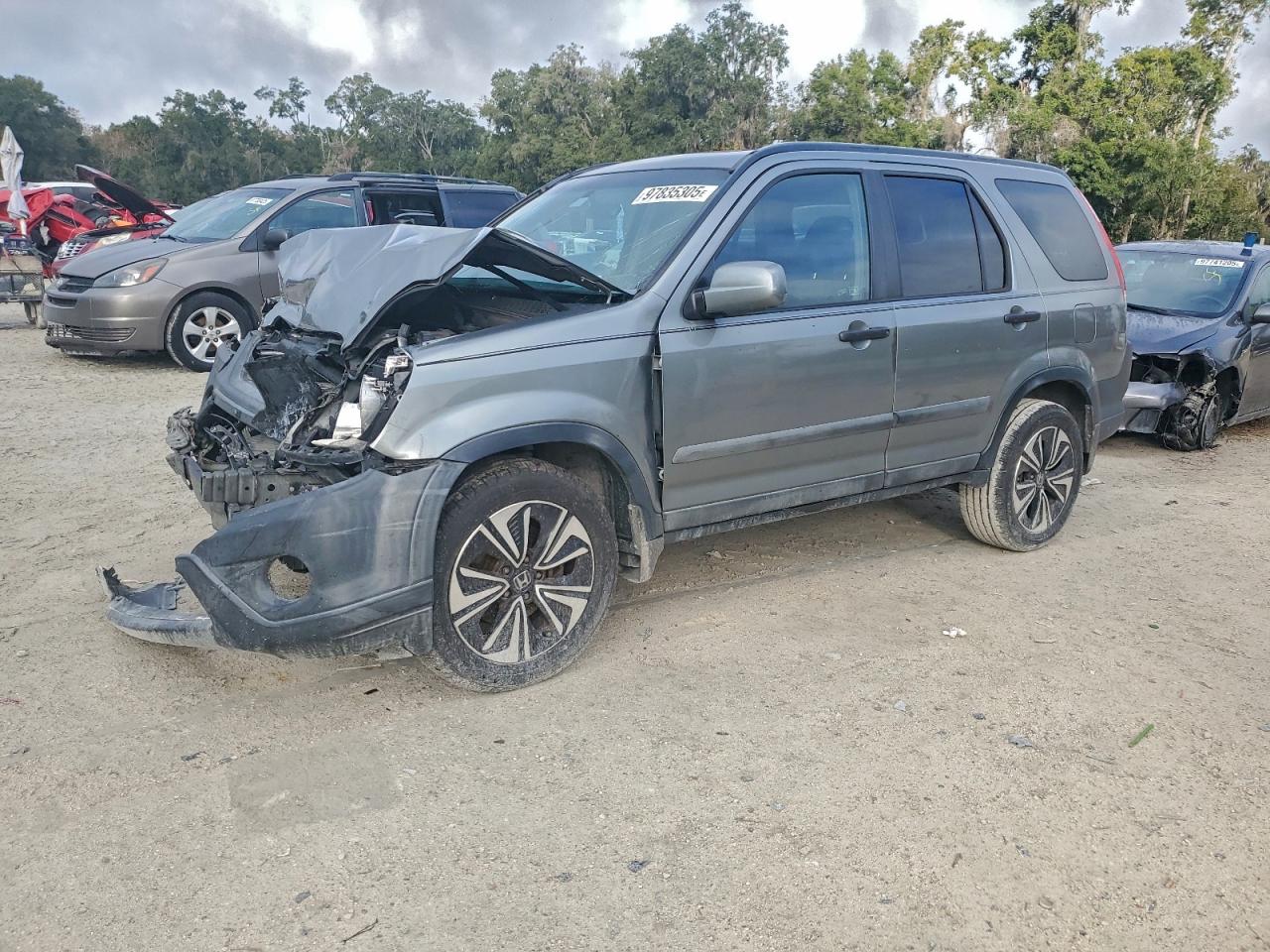 2005 HONDA CR-V