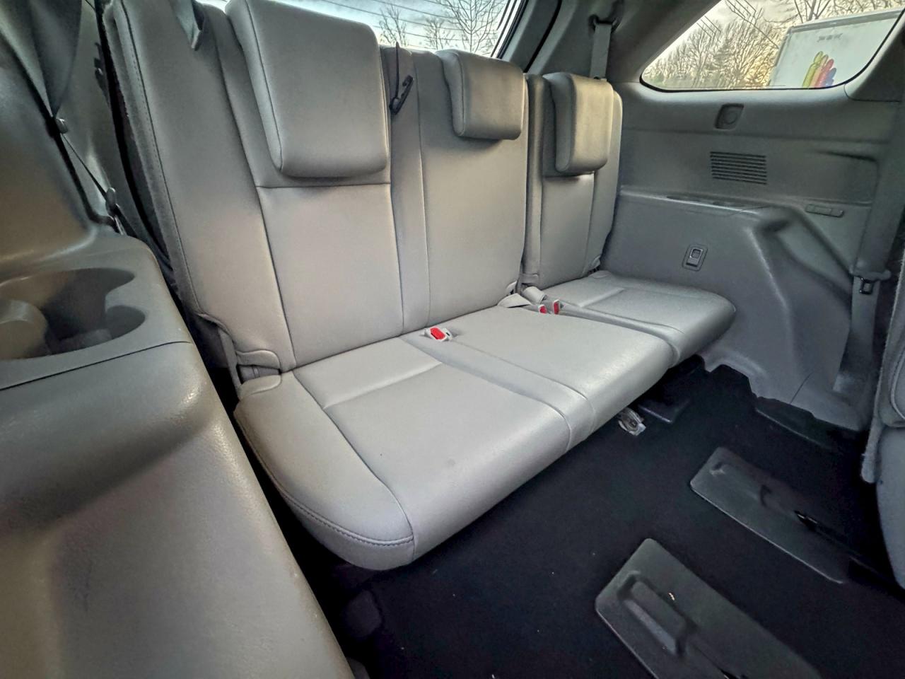 2019 TOYOTA HIGHLANDER SE photo 13