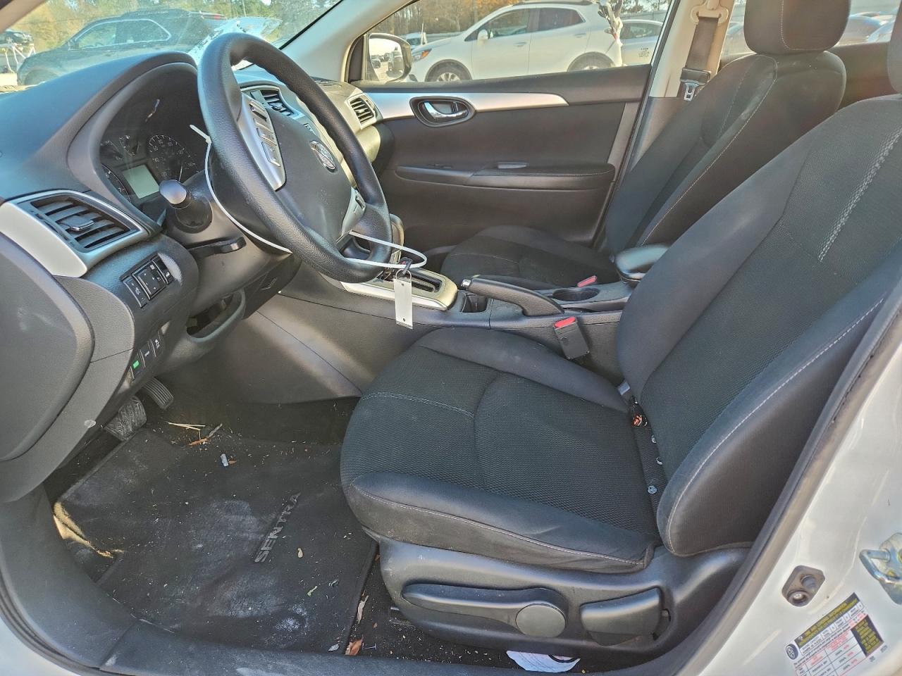 2016 NISSAN SENTRA S photo 7