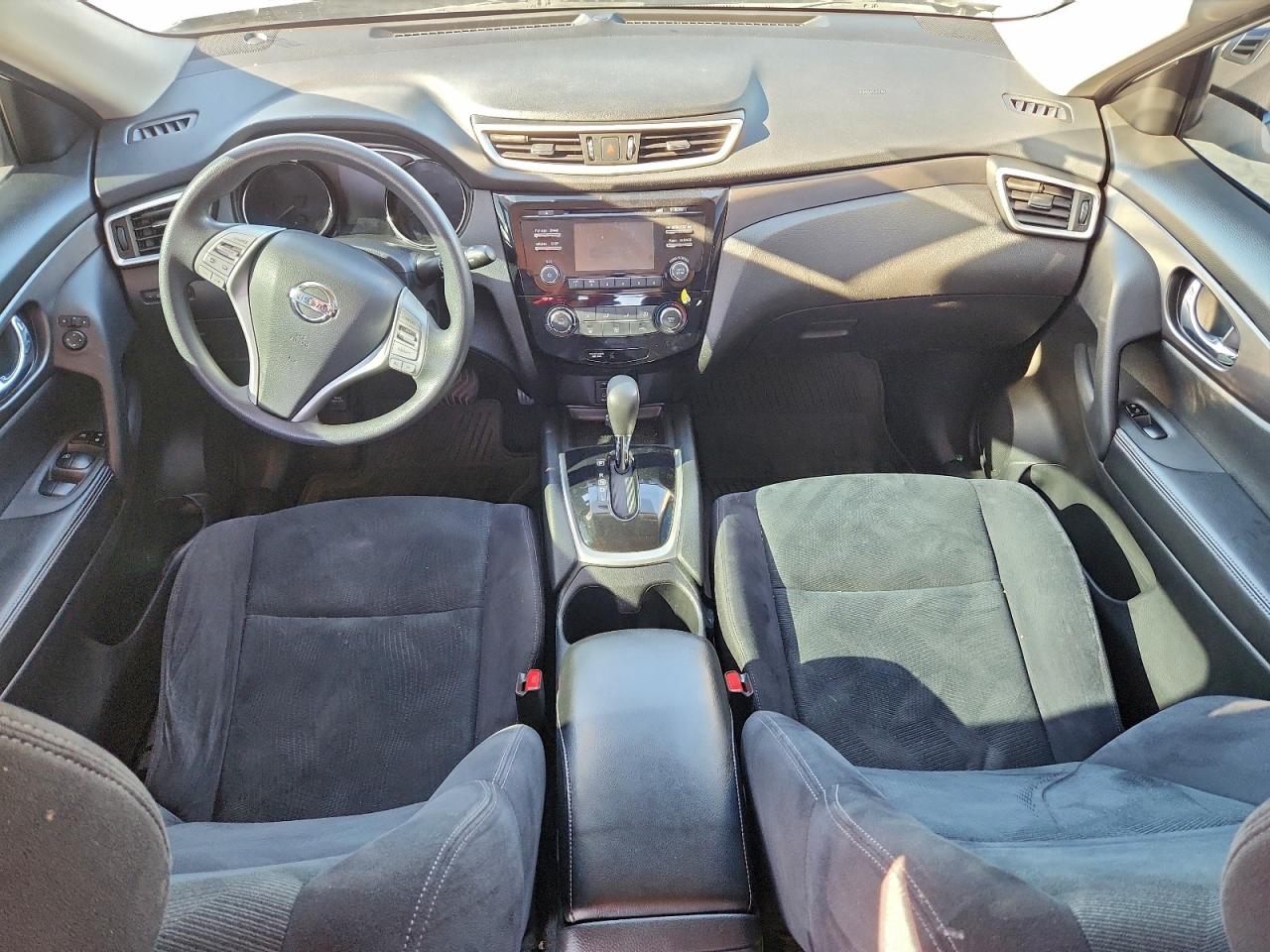 2016 NISSAN ROGUE S photo 8
