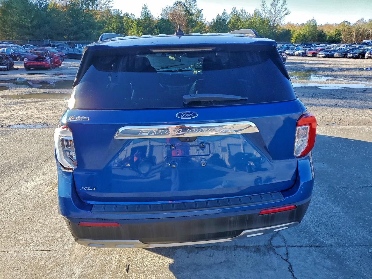 2021 FORD EXPLORER XLT photo 6