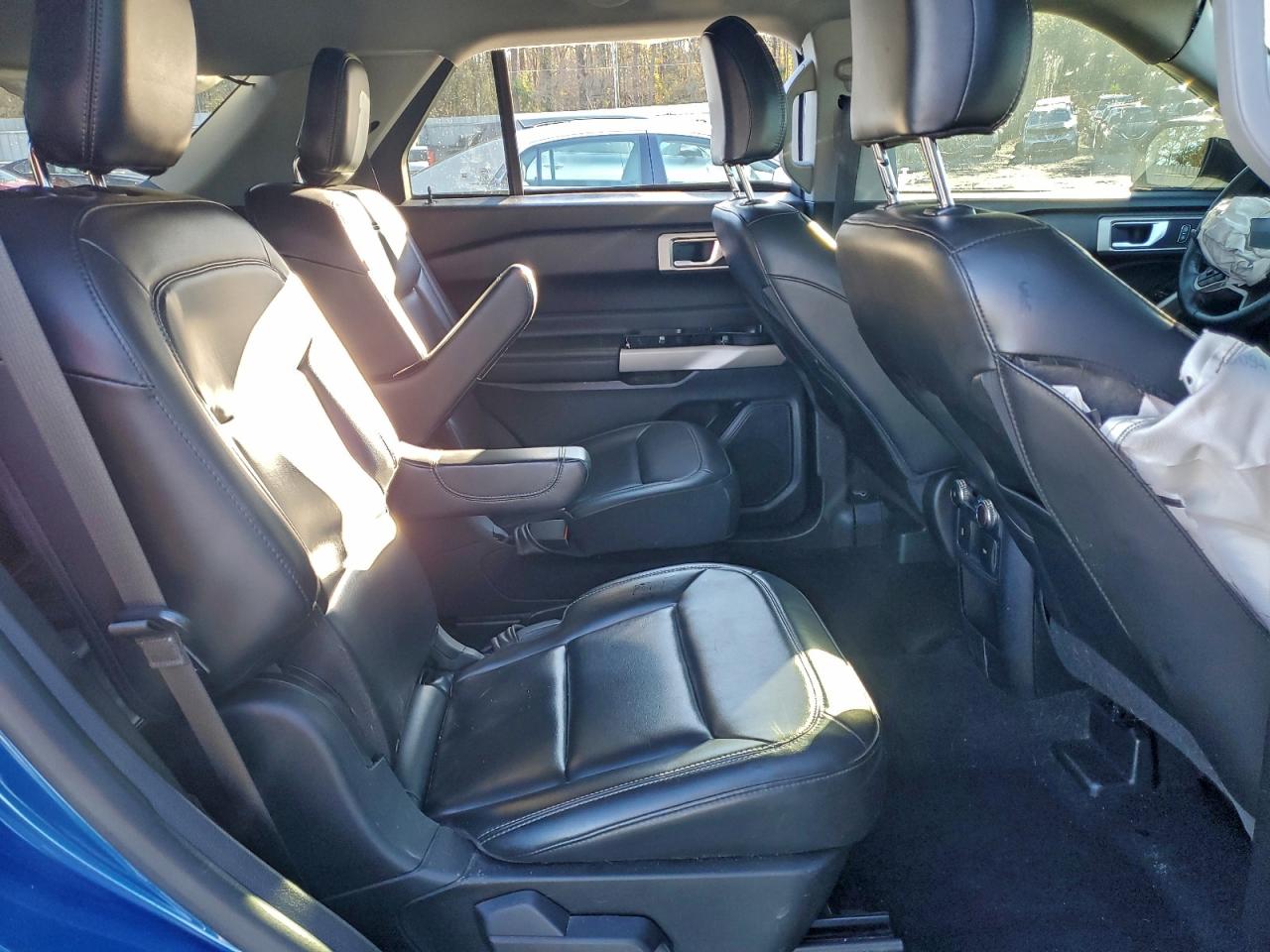 2021 FORD EXPLORER XLT photo 11