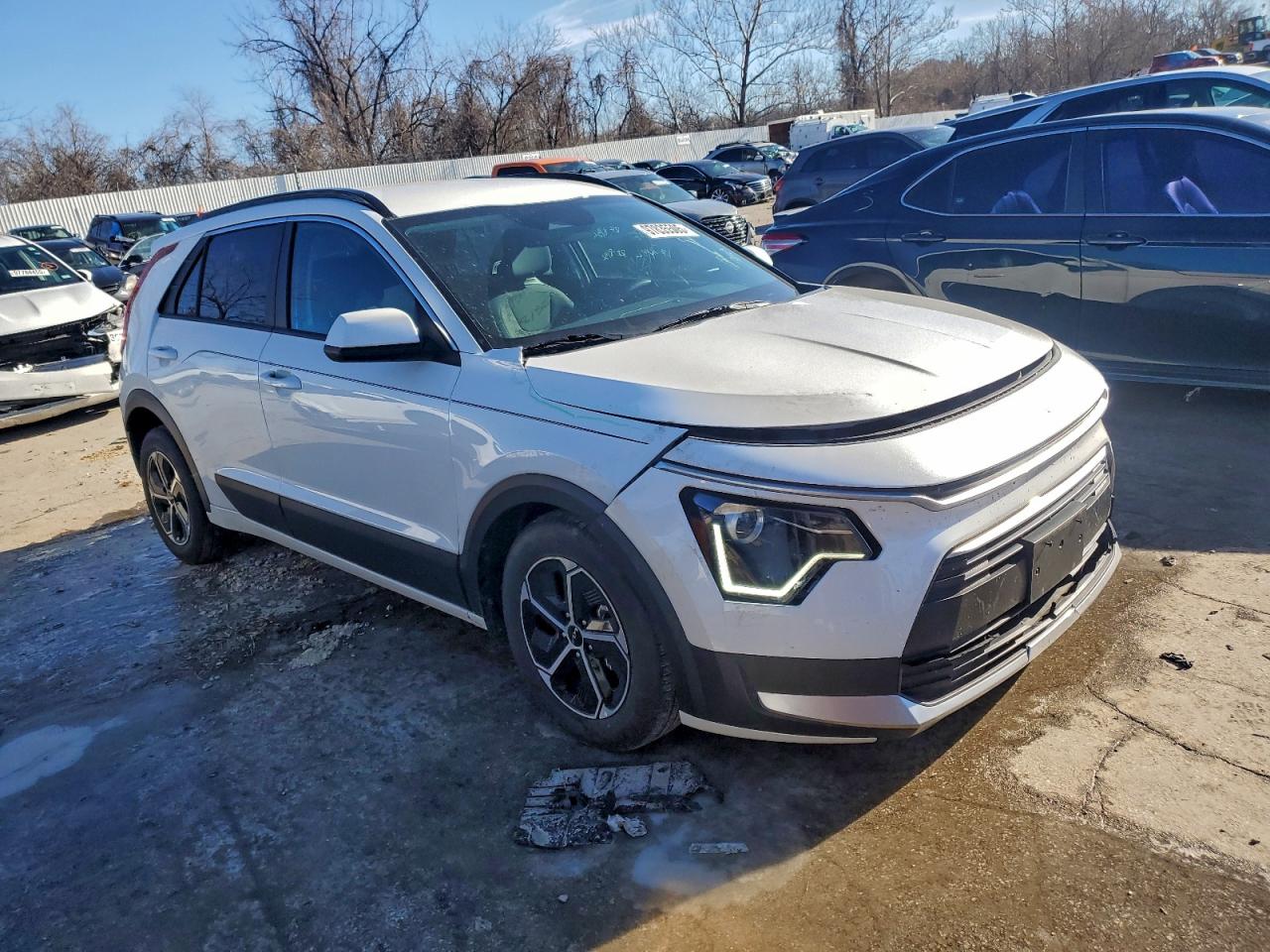 2025 KIA NIRO LX photo 4